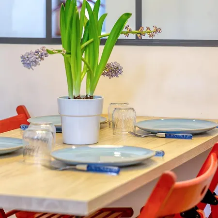 Apartment Le Passage Du Renard Pour 6 Personnes Avec Parking Rouen