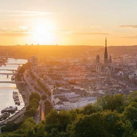 Apartment Le Passage Du Renard Pour 6 Personnes Avec Parking Rouen